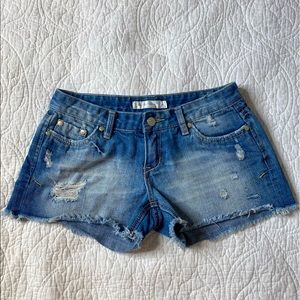 VINTAGE MINK PINK Jean Shorts 🦋